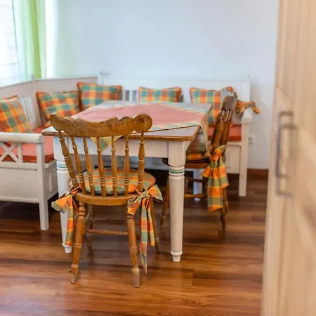 Gaestehaus Jagsttal 公寓式酒店 3*