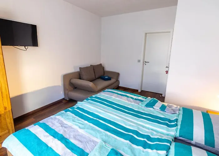 Gaestehaus Jagsttal Hotel apartamentowy 3*